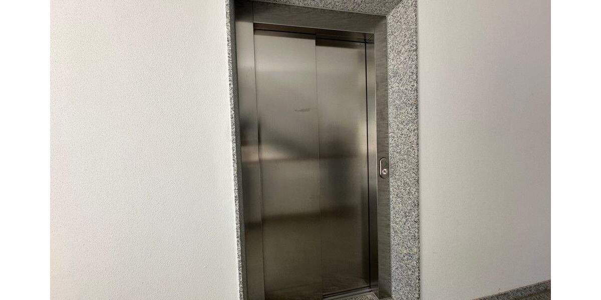 Etagenwohnung Burglengenfeld - 2 Zimmer, 69 m&sup2;, 840&euro; | Angebot:25071685