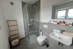 Modernes Reihenhaus mit 4 SchlafZimmern, 2 Bädern, Garten, Garage & Stellplatz in Obertraubling!