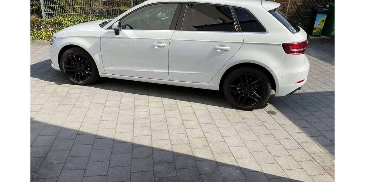 Audi A3 112.400 km 13.200 &euro; Burglengenfeld, St 93133