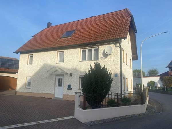 Einfamilienhaus Abensberg / Pullach Pullach - 5 Zimmer, 125 m&sup2;, 290.000&euro; | Angebot:26754098