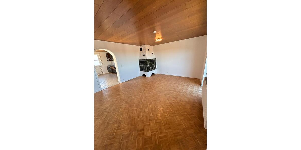 Etagenwohnung Wolfsegg - 2 Zimmer, 95 m&sup2;, 999&euro; | Angebot:26416488