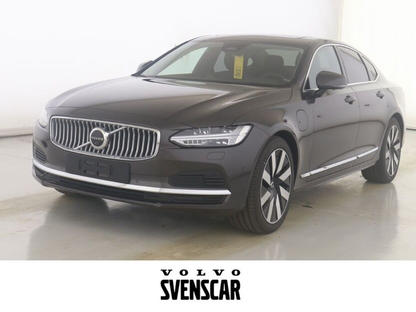 Volvo S90 27.500 km 44.490 € Neutraubling 93073