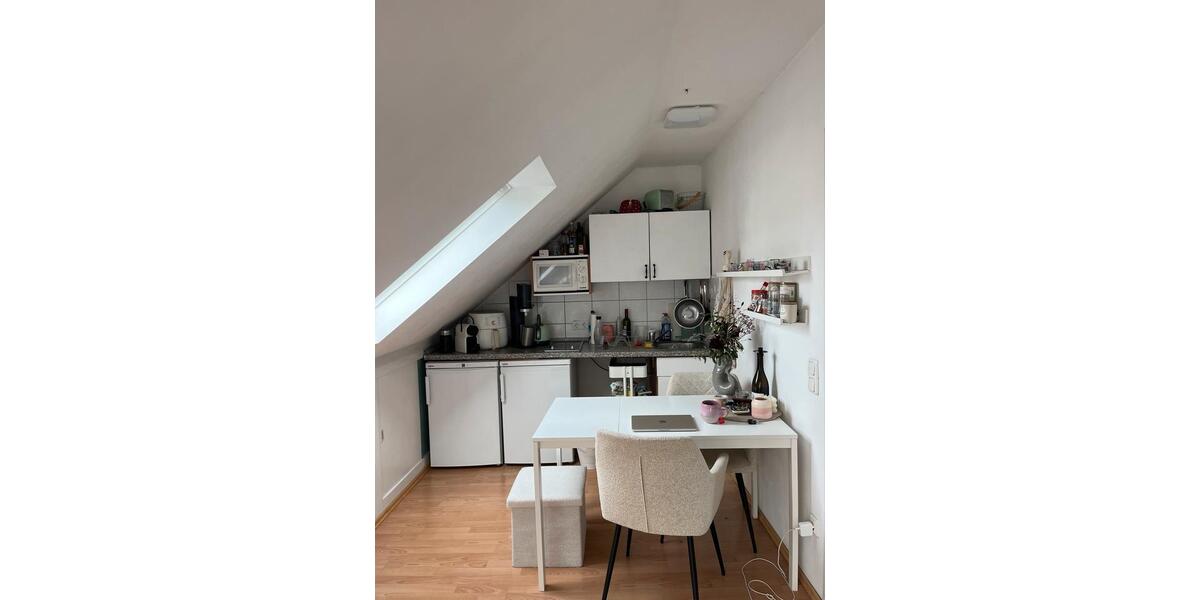 Dachgeschoßwohnung Regensburg Ganghofersiedlung - 2 Zimmer, 30 m&sup2;, 500&euro; | Angebot:26422216