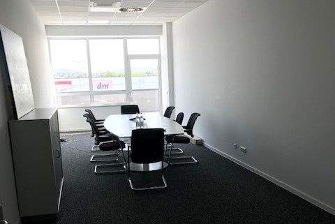 Gewerbeobjekt Neutraubling Birkenfeld - 874&euro; | Angebot:25749948