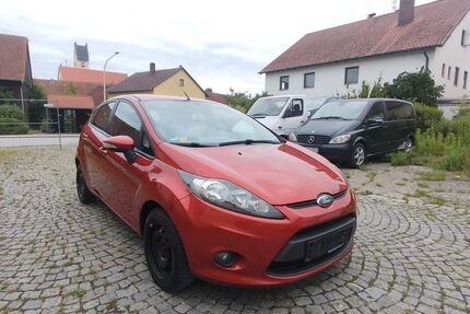 Ford Fiesta 191.000 km 1.899 &euro; Regensburg 93055