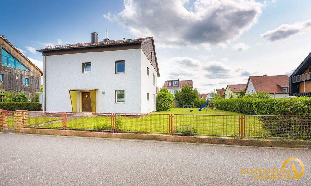 Mehrfamilienhaus, Wohnhaus Regensburg Reinhausen - 7 Zimmer, 298 m&sup2;, 1.100.000&euro; | Angebot:25373972