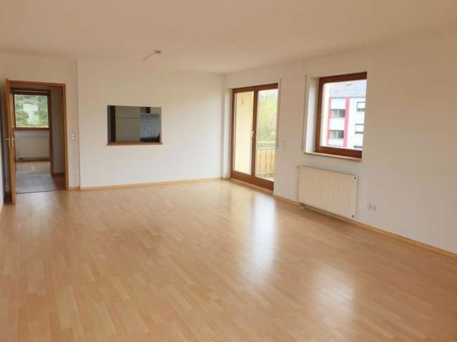 Wohnung zum Kaufen in Burglengenfeld 195.000 € 67 m²