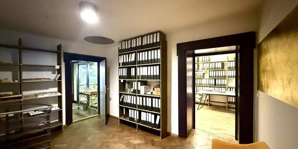 Gewerbeobjekt Regensburg Stadtamhof - 8 Zimmer, 238 m&sup2;, 1.045.000&euro; | Angebot:25801372