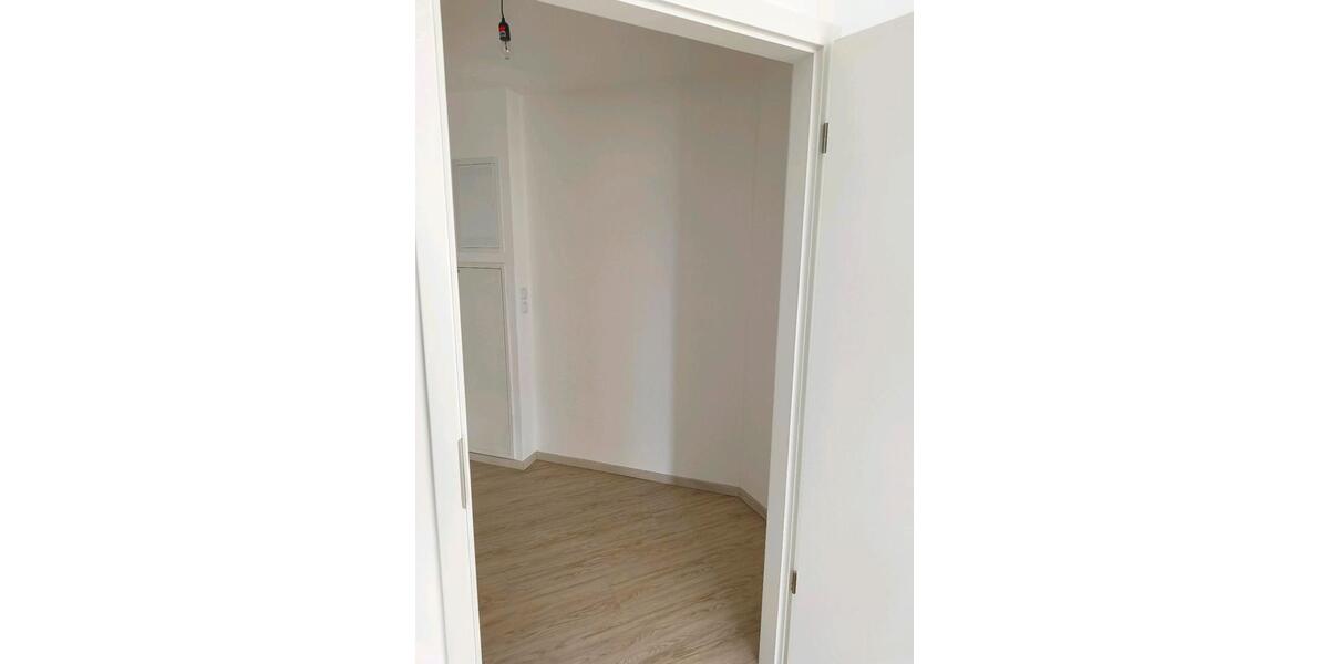 Etagenwohnung Köfering - 2 Zimmer, 69 m&sup2;, 890&euro; | Angebot:26049404