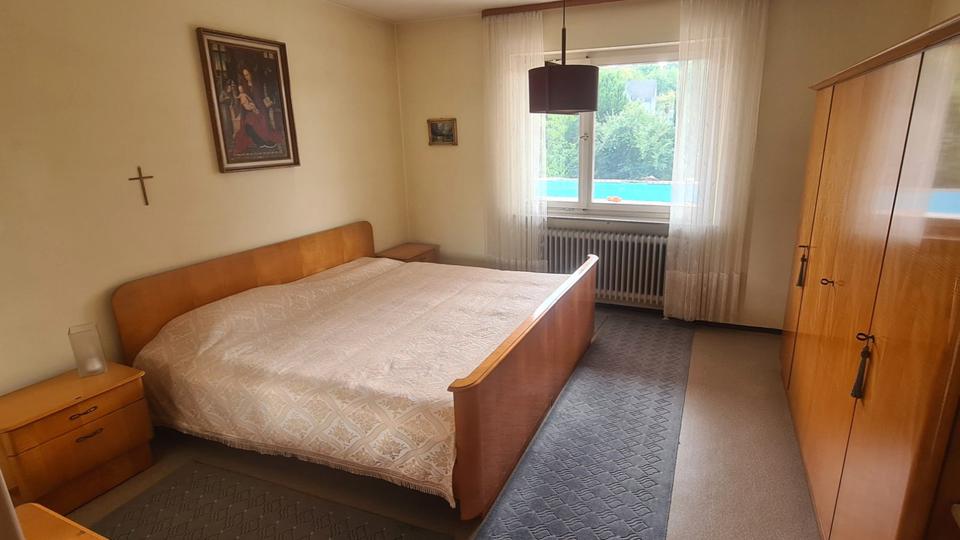 Einfamilienhaus Burglengenfeld - 8 Zimmer, 244 m&sup2;, 450.000&euro; | Angebot:26421540