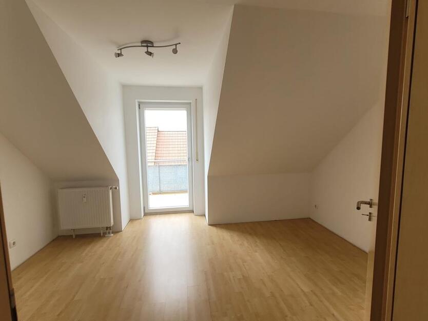 3 Zimmer EigentumswohnungETW + Balkon&Garten, PROVISIONSFREI
