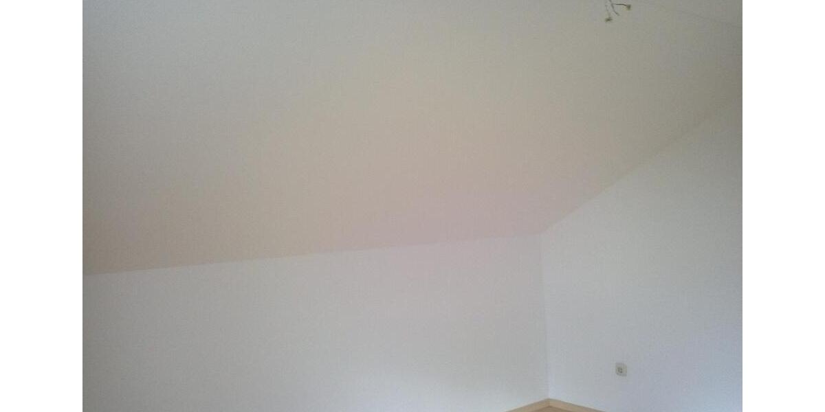 Dachgeschoßwohnung Burglengenfeld - 2 Zimmer, 69 m&sup2;, 530&euro; | Angebot:25715377