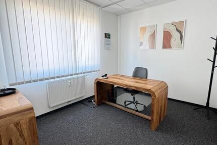 Büro 12 m² in Regensburg zimmer