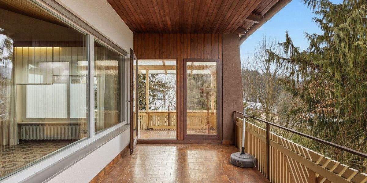 Einfamilienhaus Undorf Undorf - 7 Zimmer, 208 m&sup2;, 599.000&euro; | Angebot:24826005