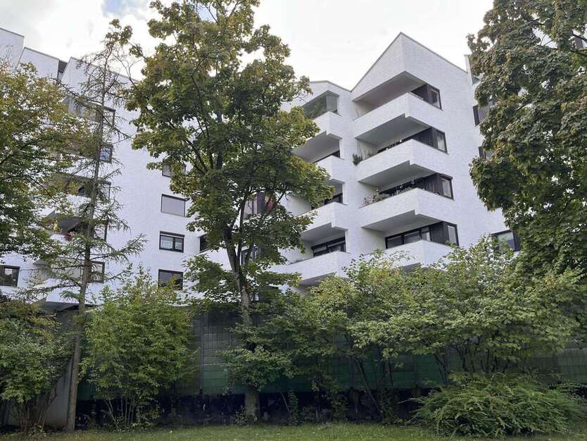 Wohnung zum Kaufen in Regensburg 135.000 € 47 m² 1 zimmer