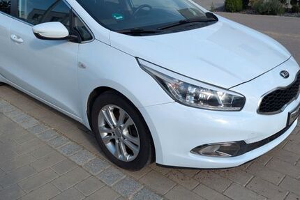 Kia ceed Sportswagon 330.000 km 2.500 &euro; Neutraubling 93073