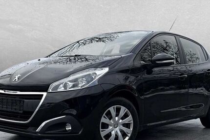 Peugeot 208 72.700 km 9.125 &euro; Regensburg 93059