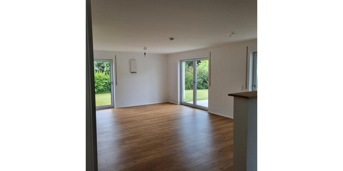 Erdgeschoßwohnung Abensberg - 3 Zimmer, 106 m&sup2;, 1.100&euro; | Angebot:26693020