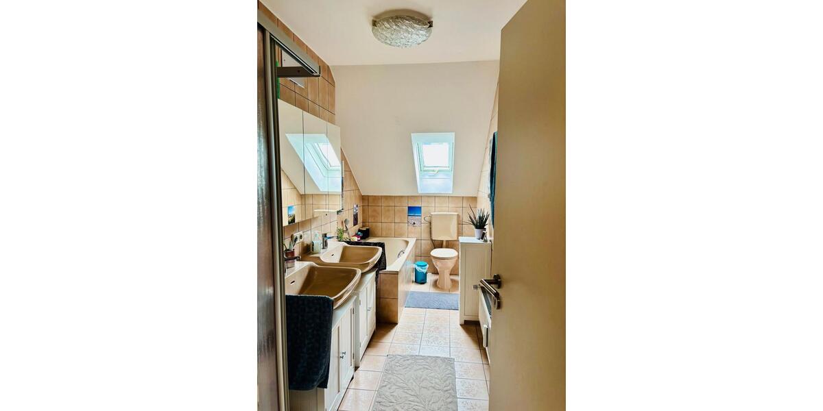 Dachgeschoßwohnung Regensburg Das Dörnberg - 3 Zimmer, 96 m&sup2;, 399.500&euro; | Angebot:26829007