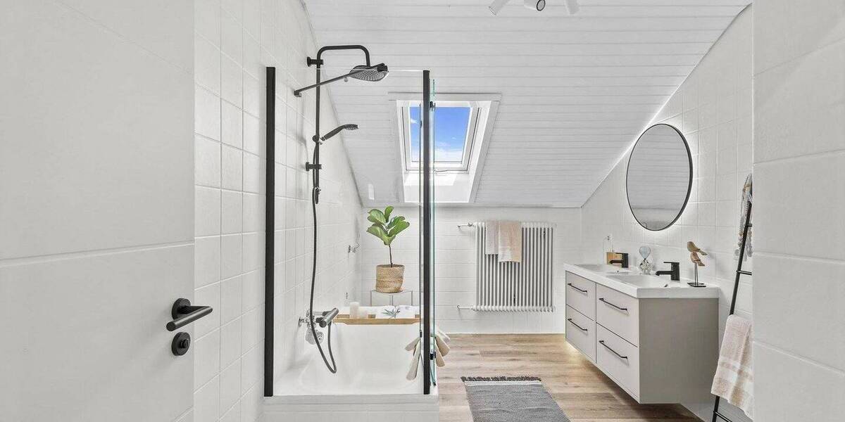 Etagenwohnung Neutraubling - 3 Zimmer, 88 m&sup2;, 324.990&euro; | Angebot:26306895