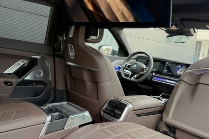 BMW i7 9.713 km 90.990 &euro; Rohr i. NB (bei Regensburg) 93352