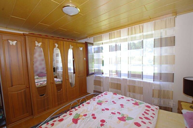 Mehrfamilienhaus, Wohnhaus Nittendorf Undorf - 6 Zimmer, 220 m&sup2;, 990.000&euro; | Angebot:23972768