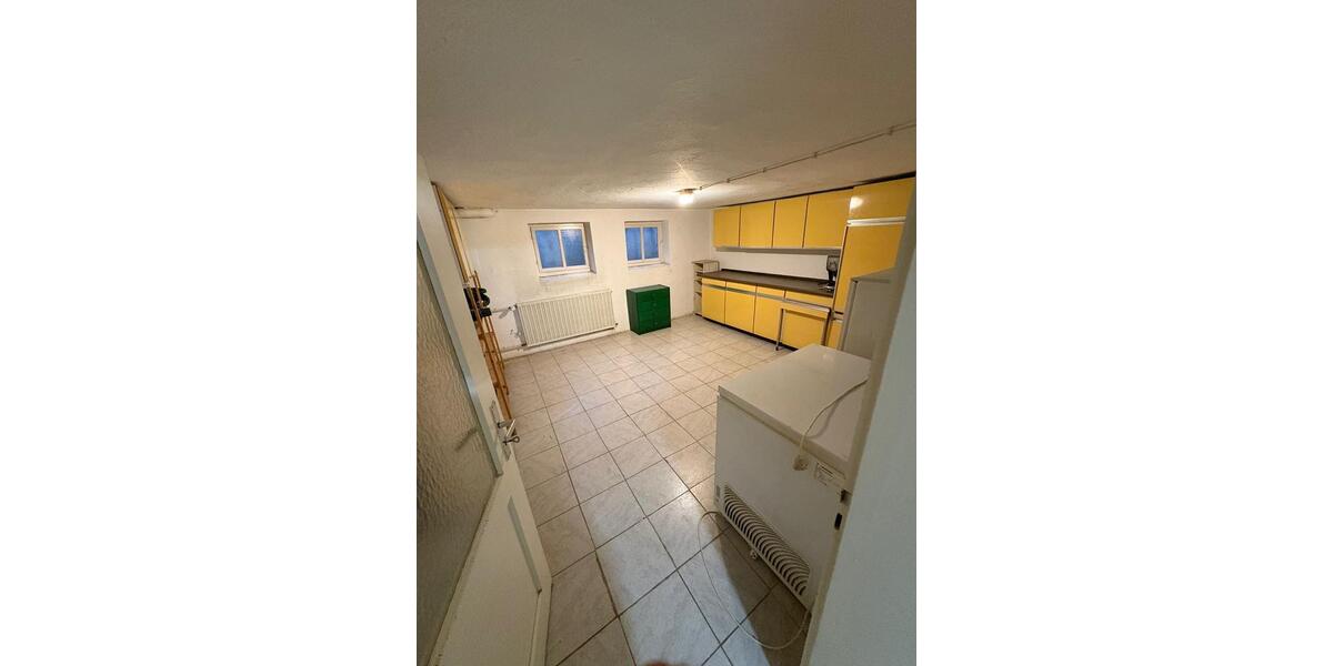Einfamilienhaus Beratzhausen - 5 Zimmer, 200 m&sup2;, 1.740&euro; | Angebot:27614285