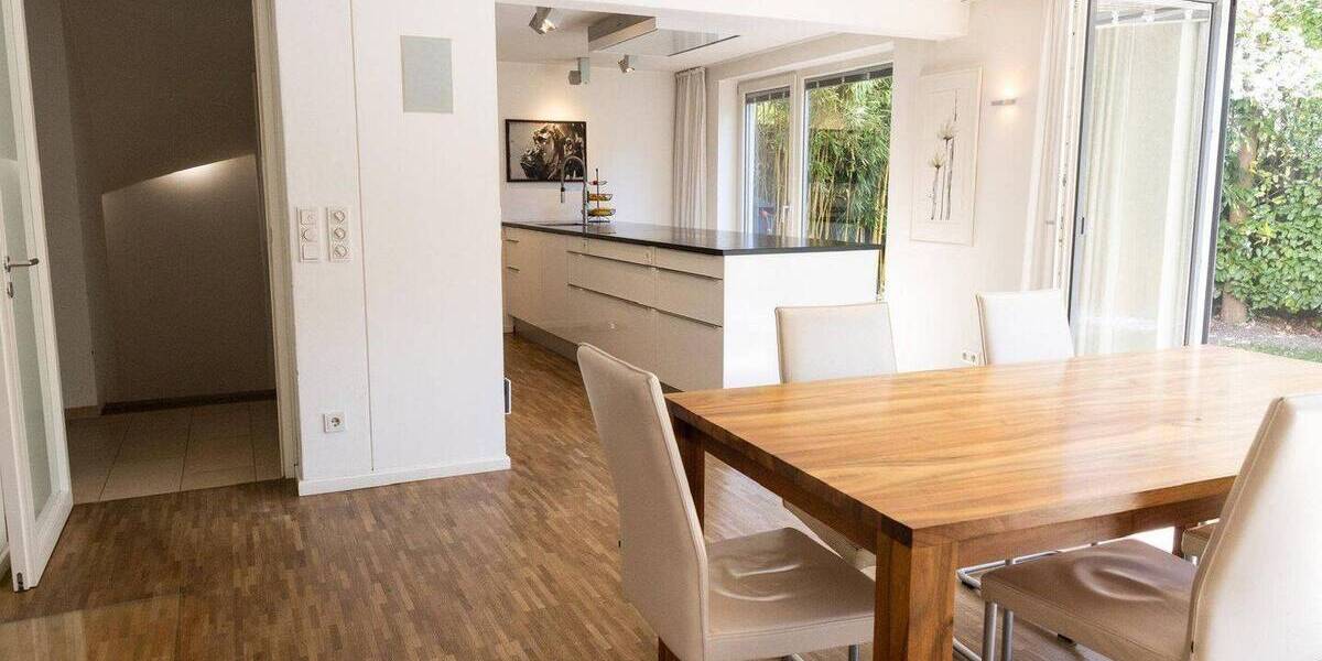 Doppelhaushälfte Regensbsurg Westenviertel - 7 Zimmer, 220 m&sup2;, 1.599.000&euro; | Angebot:26816371