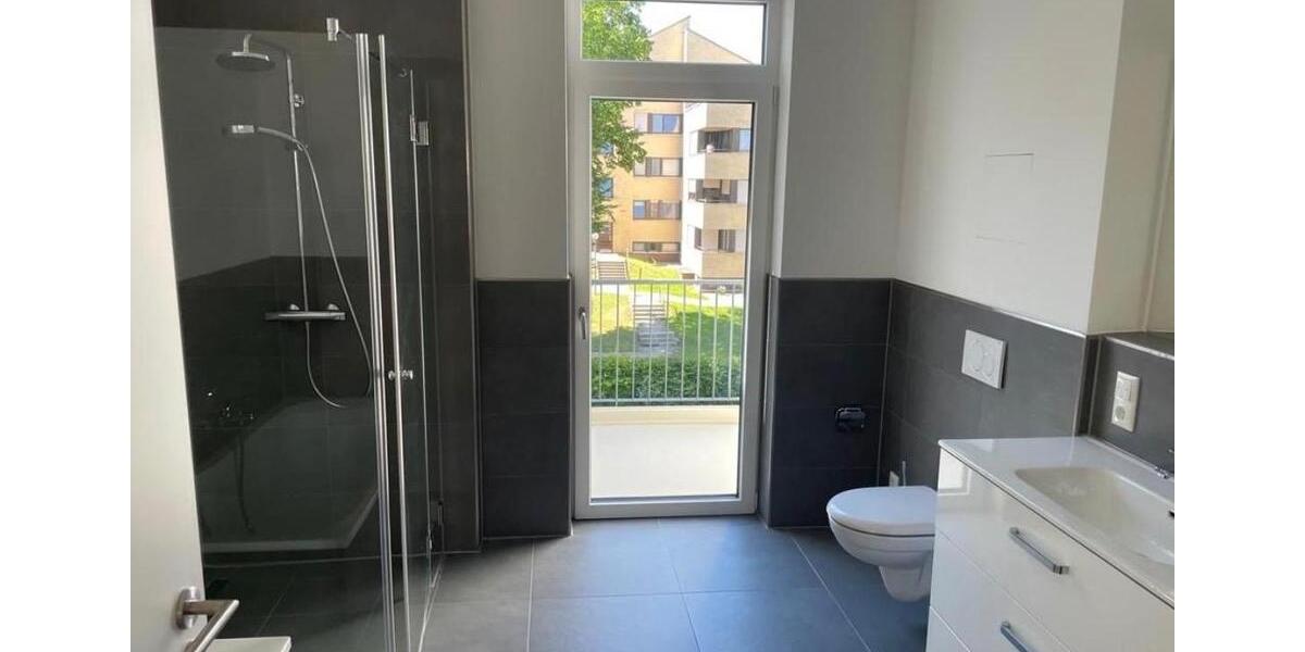 Dachgeschoßwohnung Regensburg Ganghofersiedlung - 4 Zimmer, 102 m&sup2;, 1.430&euro; | Angebot:26278126