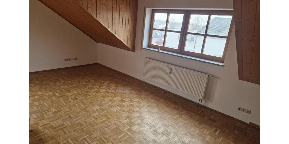 Etagenwohnung Maxhütte-Haidhof Haidhof - 2 Zimmer, 70 m&sup2;, 700&euro; | Angebot:25321414