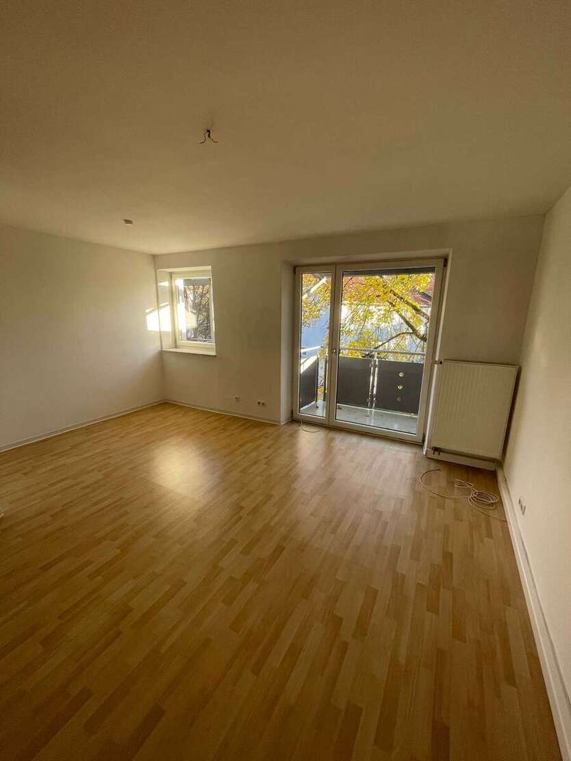 Wohnung zum Mieten in Regensburg 465,42 € 55.21 m² 3 zimmer