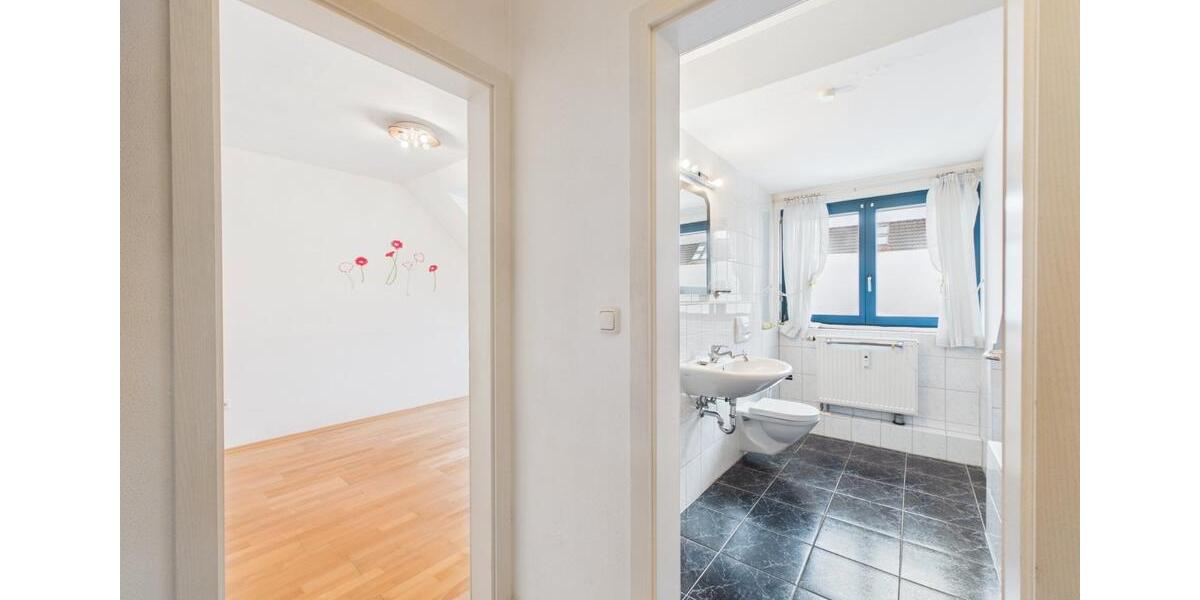 Maisonettenwohnung Nittendorf - 2.5 Zimmer, 58 m&sup2;, 890&euro; | Angebot:26350728