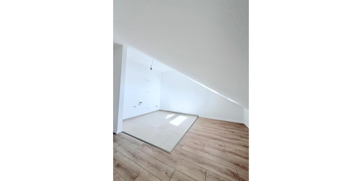 Dachgeschoßwohnung Regensburg Galgenberg - 2 Zimmer, 58 m&sup2;, 930&euro; | Angebot:26413808