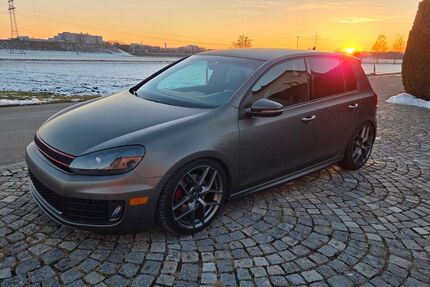 VW Golf 90.800 km 10.490 &euro; Regensburg 93055