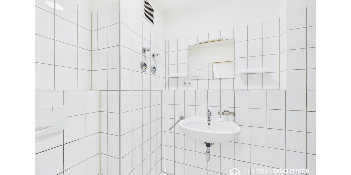 Etagenwohnung Nittendorf - 1 Zimmer, 38 m&sup2;, 420&euro; | Angebot:26251921