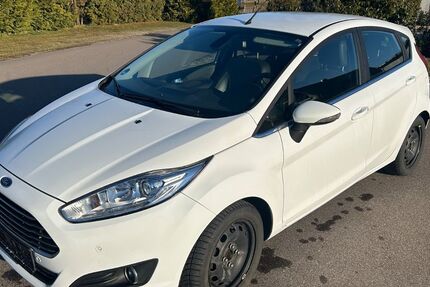Ford Fiesta 150.000 km 5.500 &euro; Maxhütte-Haidhof 93142