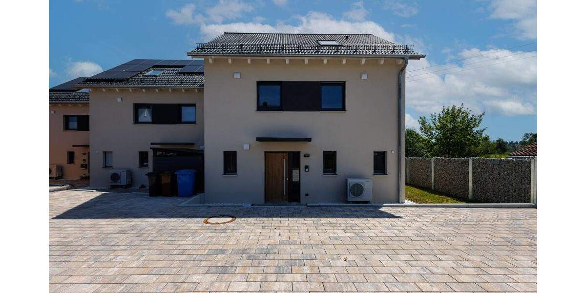 Reihenendhaus Langquaid - 5 Zimmer, 148 m&sup2;, 560.000&euro; | Angebot:25834896