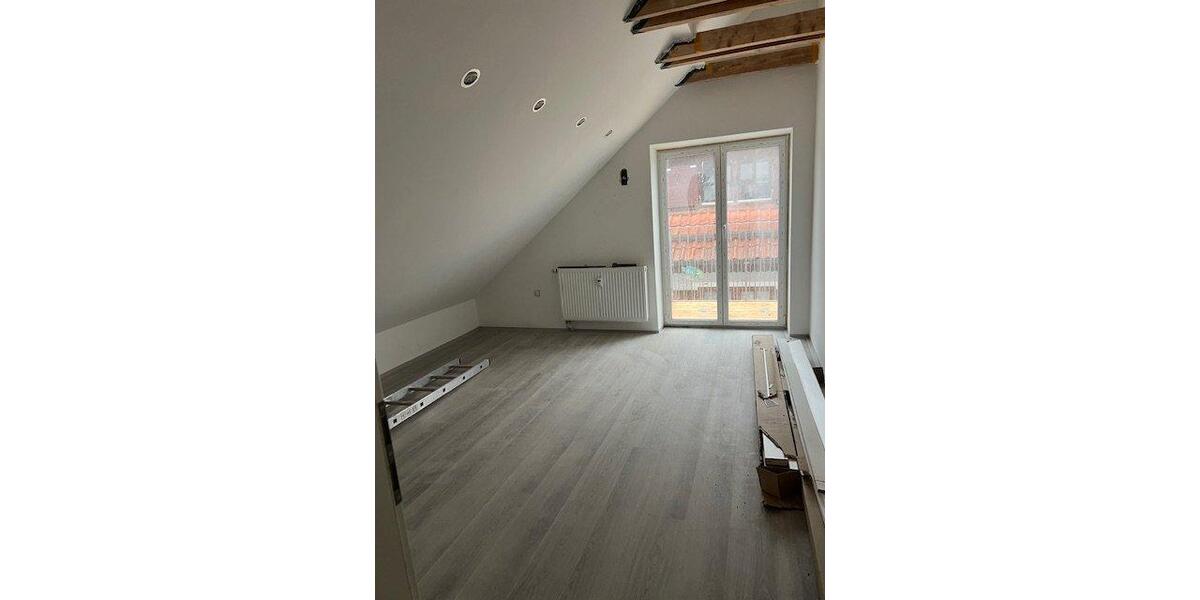 Einfamilienhaus Sünching - 4 Zimmer, 102 m&sup2;, 950&euro; | Angebot:26021974