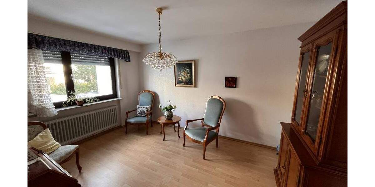 Reihenmittelhaus Donaustauf - 5 Zimmer, 126 m&sup2;, 425.000&euro; | Angebot:25426407