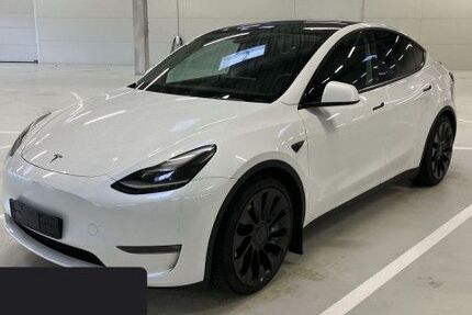 Tesla Model Y 22.493 km 48.100 € Obertraubling 93083