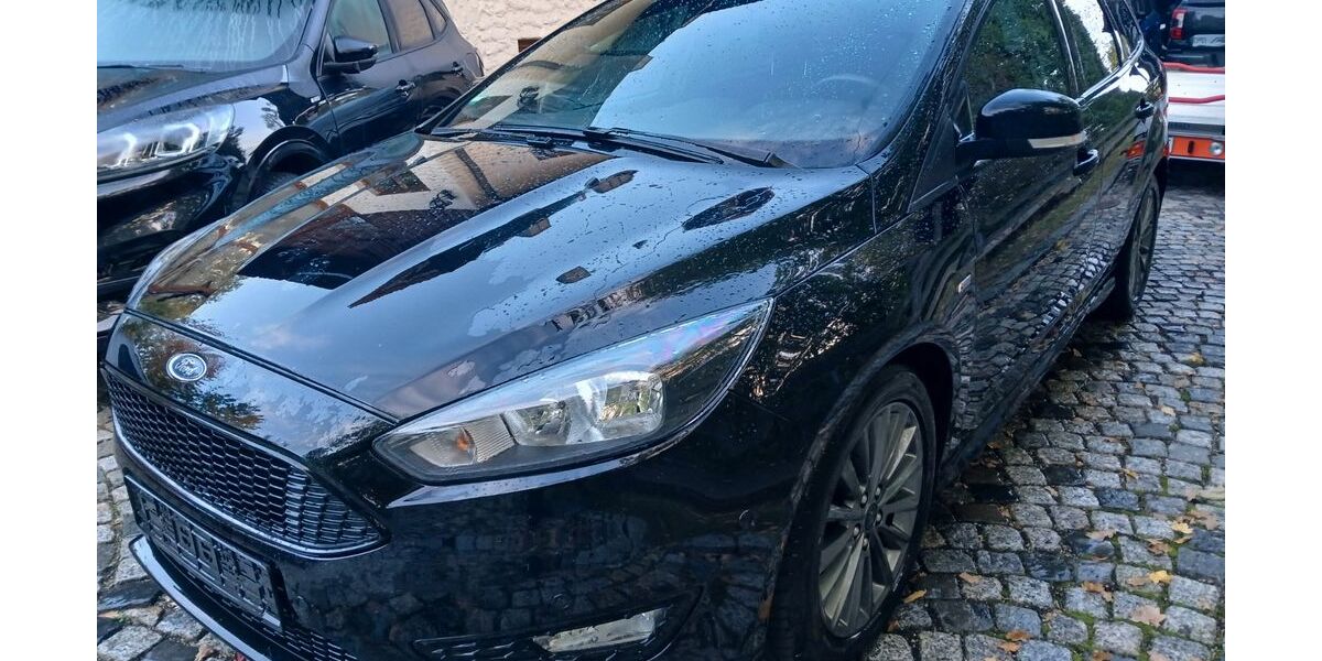 Ford Focus 188.000 km 8.499 € Regensburg-Bernhardswald 93170