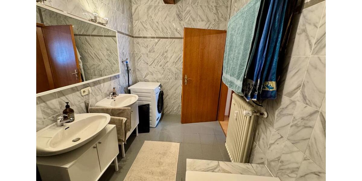 Etagenwohnung Regensburg Kumpfmühl - 2 Zimmer, 76 m&sup2;, 970&euro; | Angebot:25759684