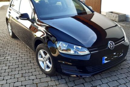 VW Golf 95.200 km 7.800 &euro; Langquaid 84085