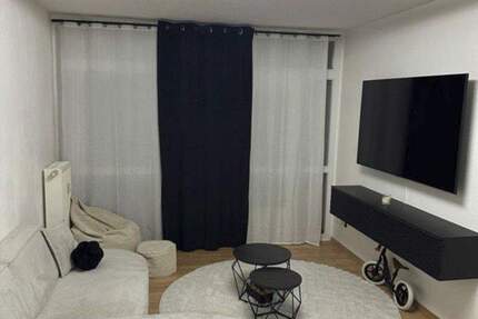 Schöne, modernisierte 2-Zimmer-Wohnung mit zwei Wintergärten - voll möbliert 2 zimmer