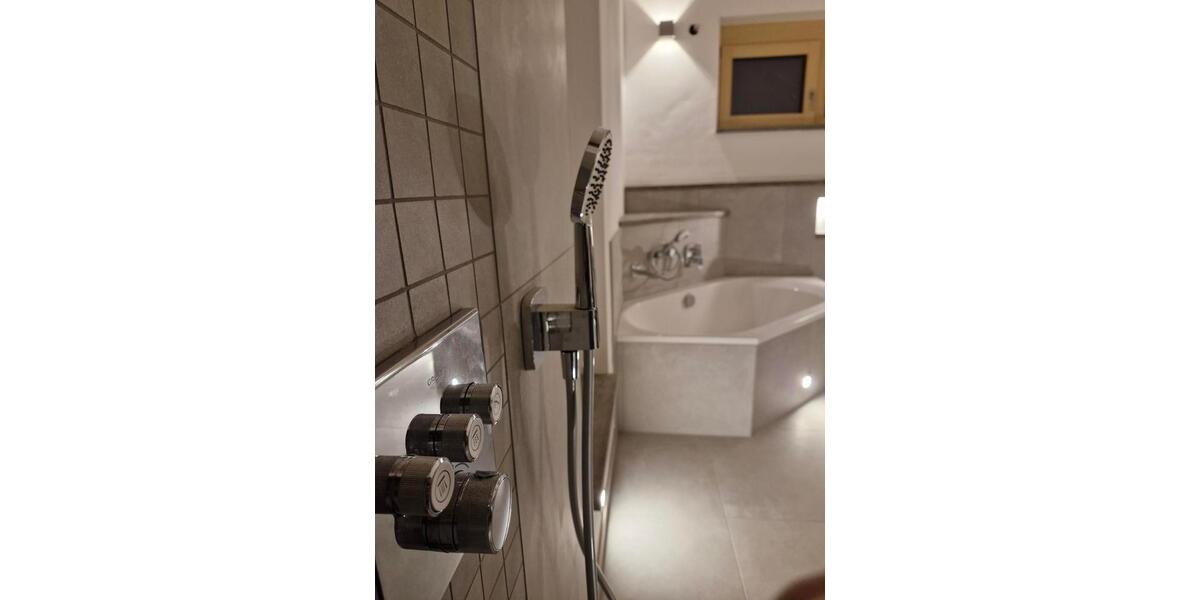 Doppelhaushälfte barrierearm zur Miete–Erstbezug, hoher Standard 4 zimmer