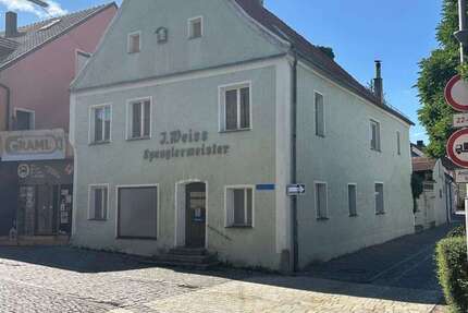 Haus Nittenau - 6 Zimmer, 174 m&sup2;, 175.000&euro; | Angebot:27227922