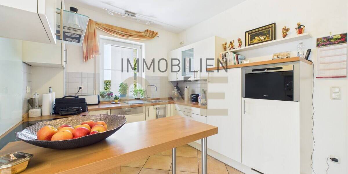 Mehrfamilienhaus, Wohnhaus Donaustauf - 5 Zimmer, 247 m&sup2;, 1.090.000&euro; | Angebot:26244773