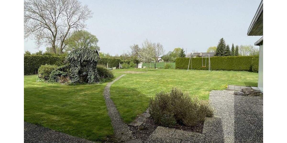 Einfamilienhaus Abensberg - 9 Zimmer, 190 m&sup2;, 490.000&euro; | Angebot:25739846