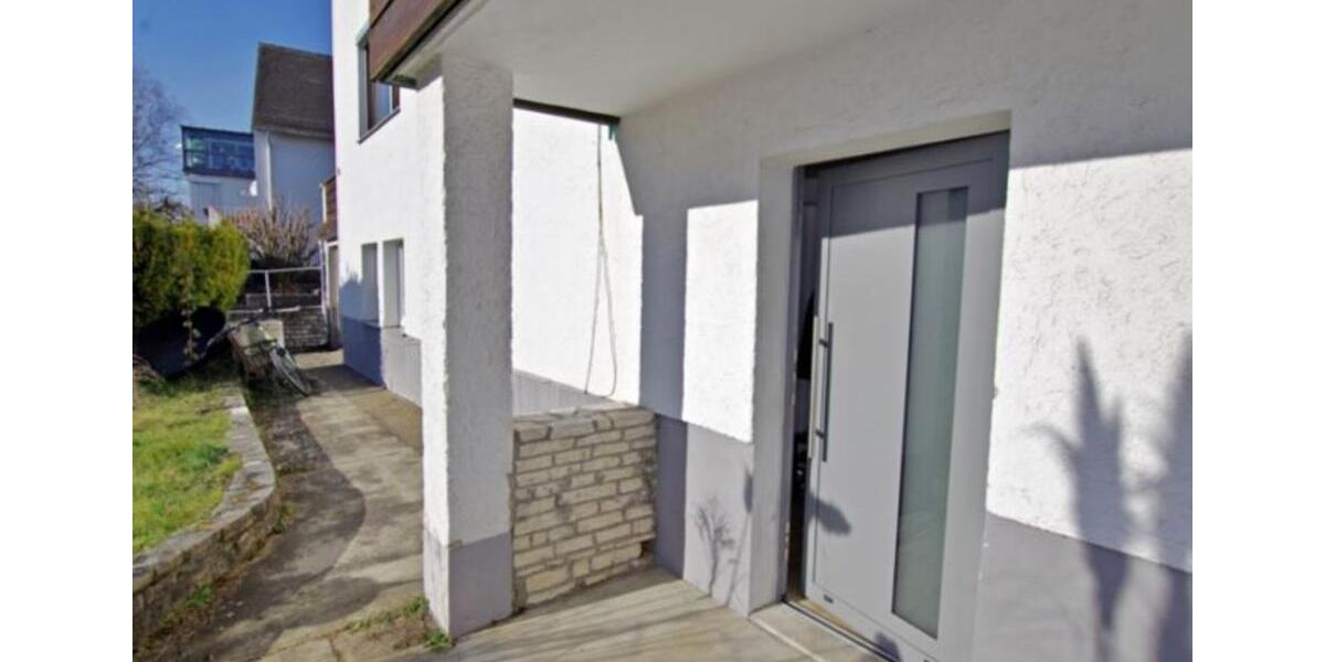 Geschmackvolle, modernisierte 2-Raum-EG-Wohnung in Regensburg 2 zimmer