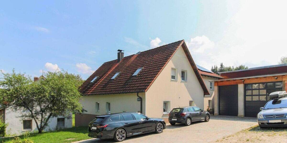 Mehrfamilienhaus, Wohnhaus Duggendorf Wischenhofen - 8 Zimmer, 645.000&euro; | Angebot:26731286